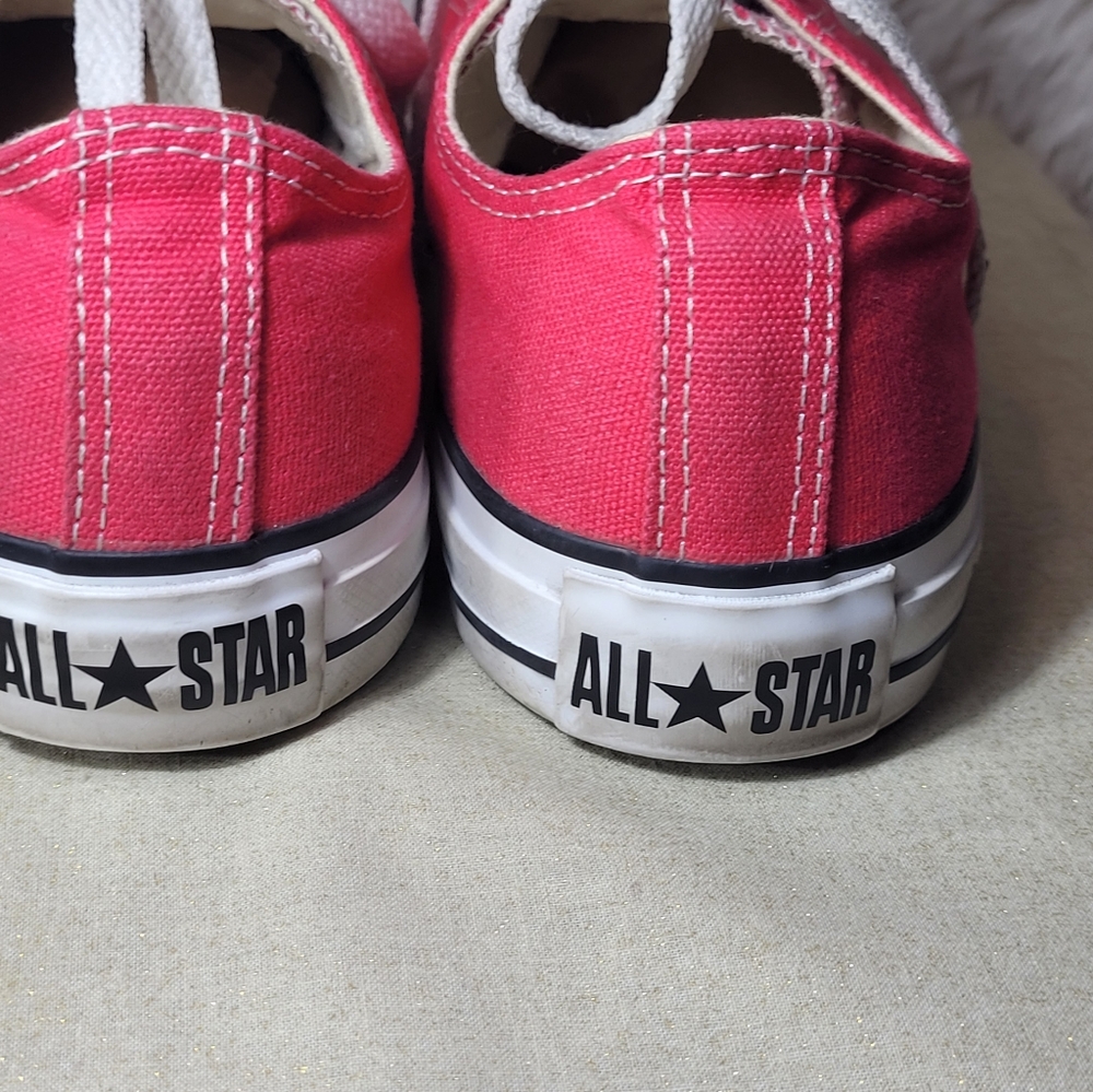 Red Converse - Picture 6 of 9